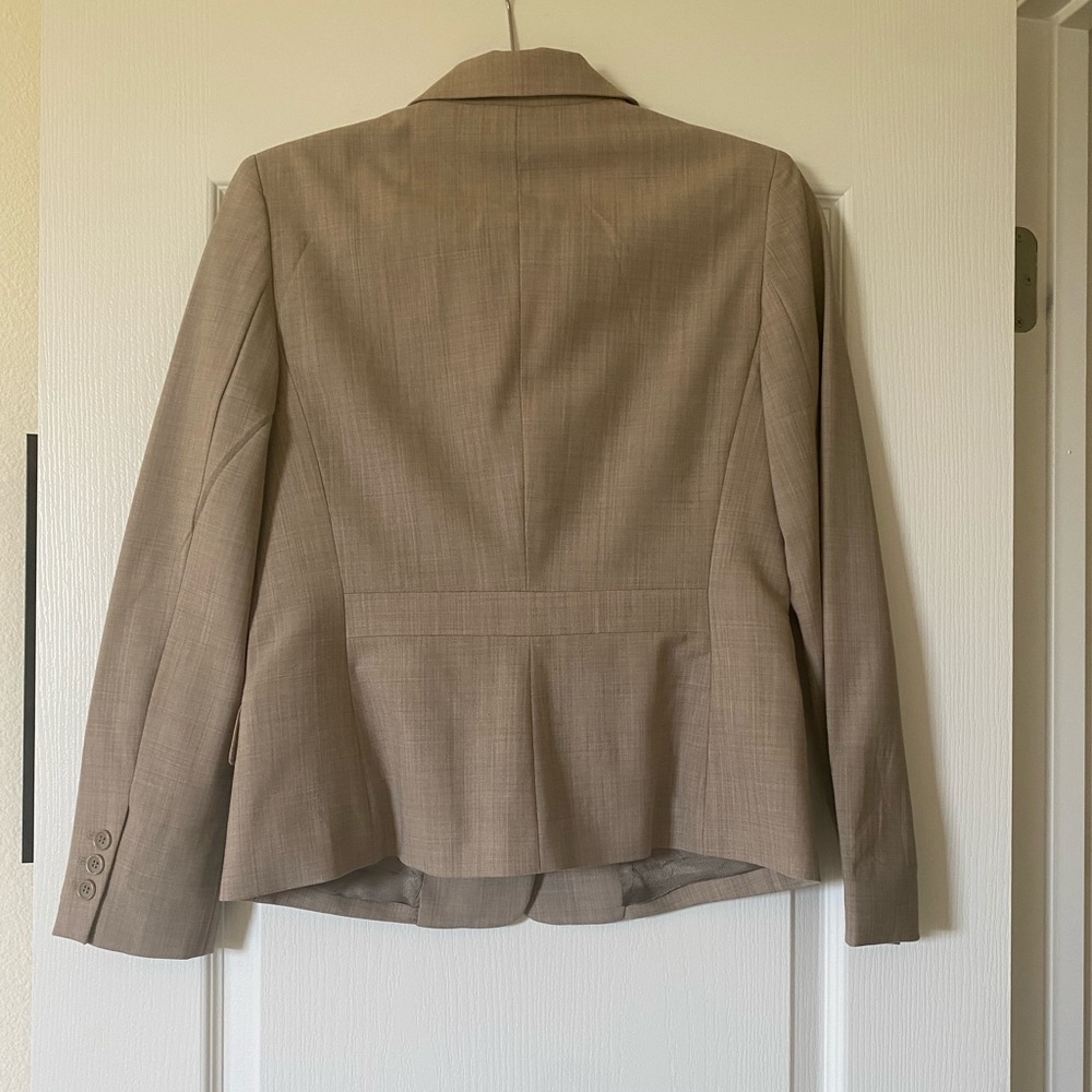 Tan blazer - Picture 2 of 3